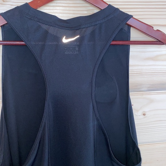 Nike muscle tank top - Picture 3 of 5